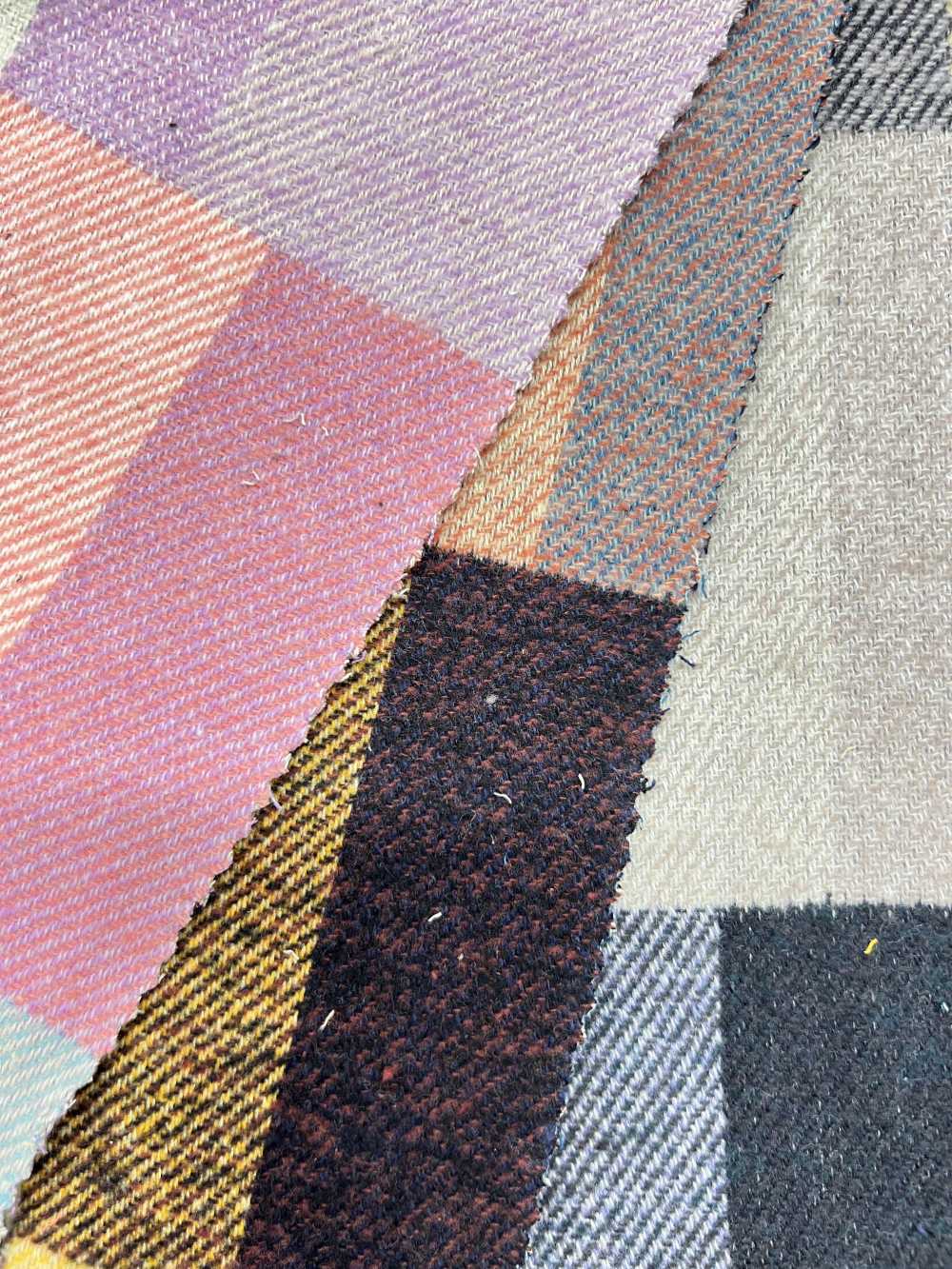 A-8114 Twisted Heather Patchwork Check[Textile / Fabric] ARINOBE CO., LTD.