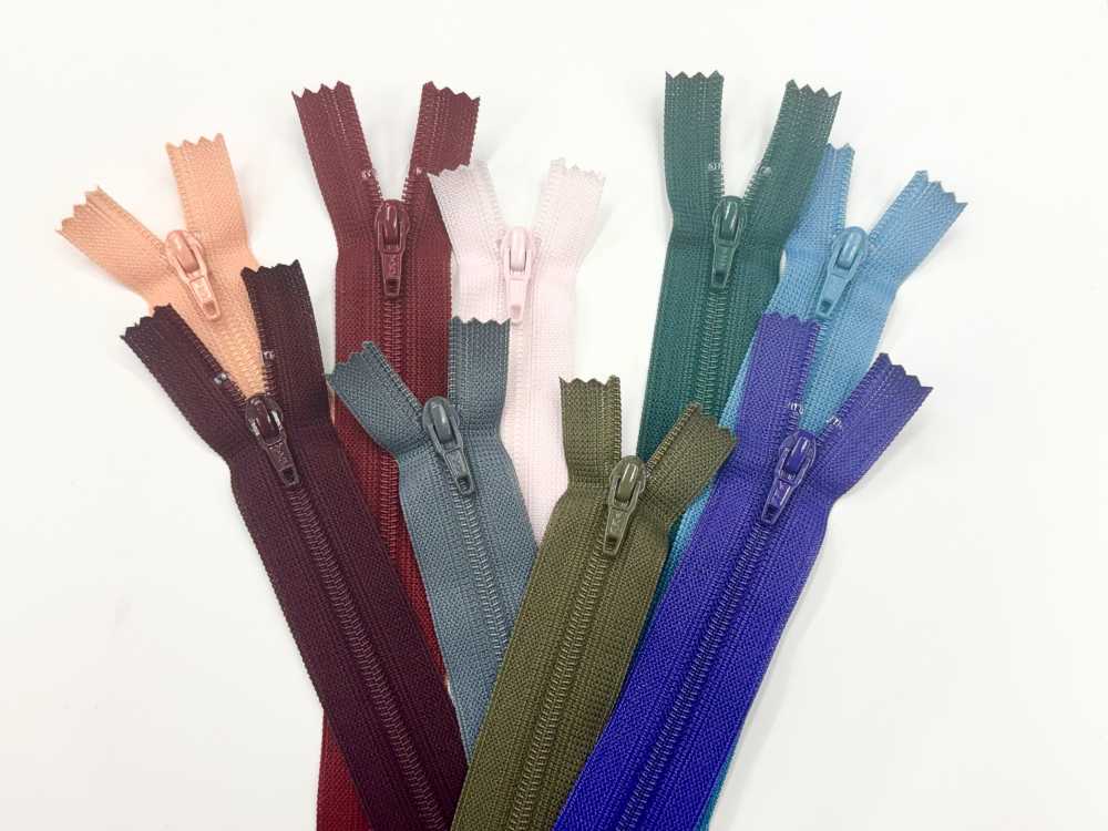 25FK [outlet] YKK Coil Zipper FLATKNIT YKK