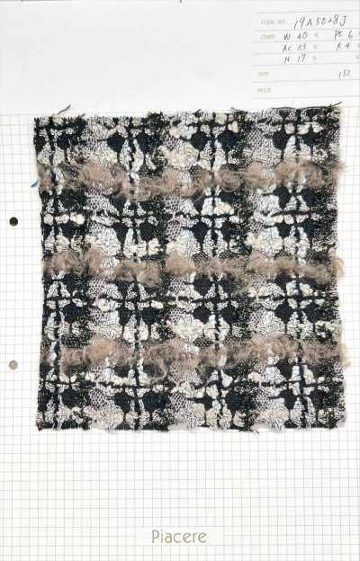 19A5028J Fancy With Fur Mohair