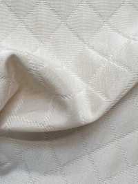 KKF4955-W-D1 Bright Quilted Jacquard[Textile / Fabric] Uni Textile(Komon Studio) Sub Photo