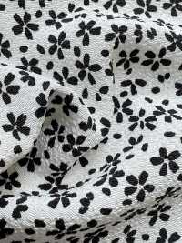 KKP3338-D1131 Futako Chirimen Cherry Blossom Snowstorm[Textile / Fabric] Uni Textile(Komon Studio) Sub Photo